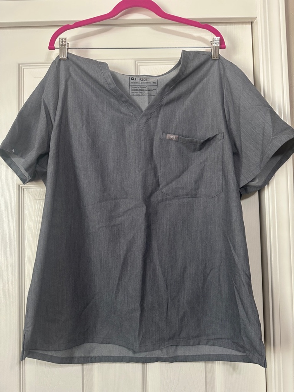 Figs Women’s Gray Short Sleeve Scrub Top